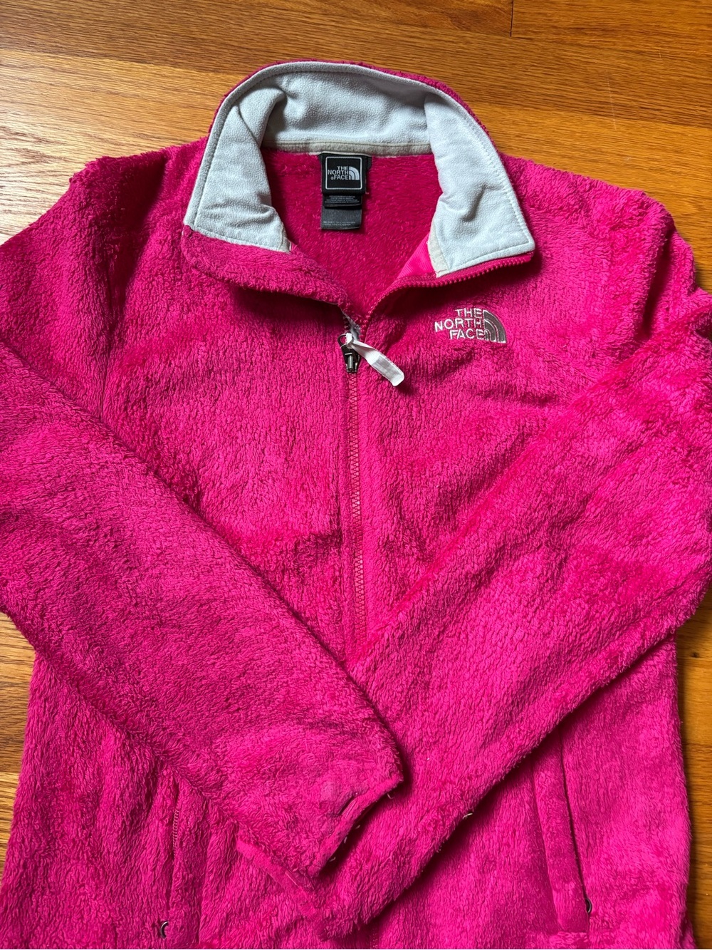 North Face Women’s full zip hot pink fleece - size Small